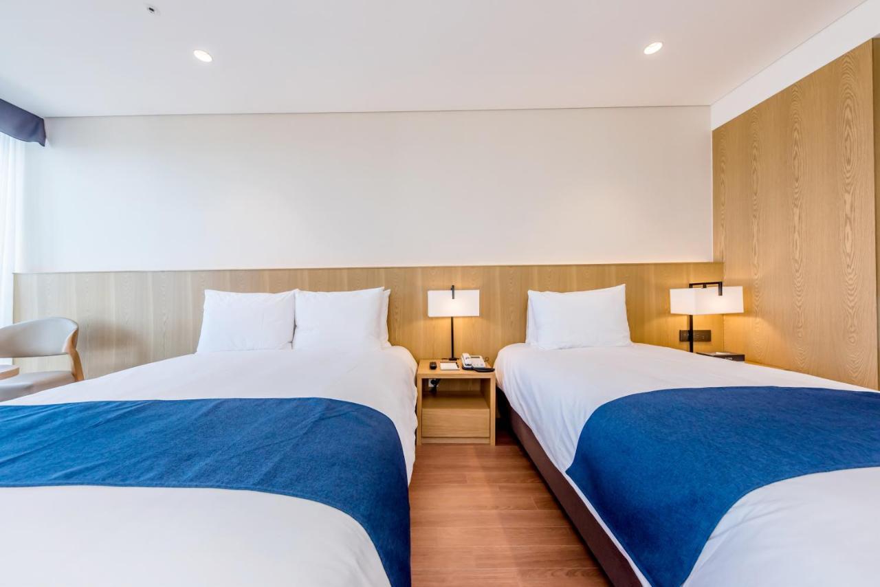 Hotel Sirius Jeju Bagian luar foto
